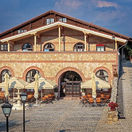 Conacul Maria Theresa Orlat Exterior photo