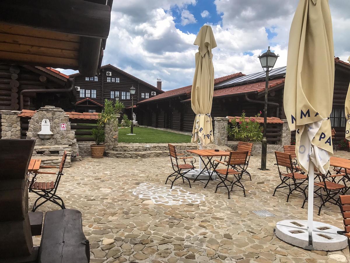 Conacul Maria Theresa Orlat Exterior photo